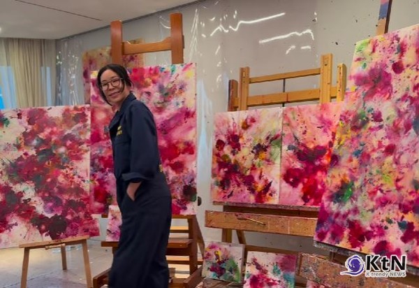 [아트&스타] 이혜영, 폐암 투병 뒤 일곱 번째 개인전 개최…“감각과 경험을 붓으로 풀어낸 시간”  사진=2025 05.30  이혜영 인스타그램 갈무리 K trendy NEWS DB ⓒ케이 트렌디뉴스 무단전재 및 수집, 재배포금지