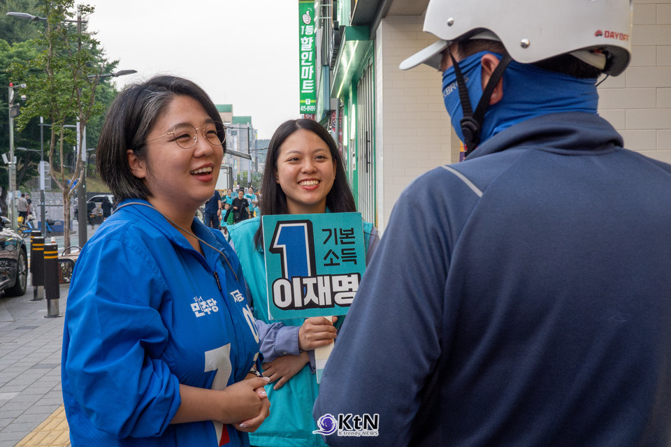 용혜인 대표, 31일 기본소득당 안산시지역위원회와 안산 민생현장 유세 나서/사진=기본소득당 용혜인 국회의원실, K trendy NEWS DB ⓒ케이 트렌디뉴스 무단전재 및 수집, 재배포금지