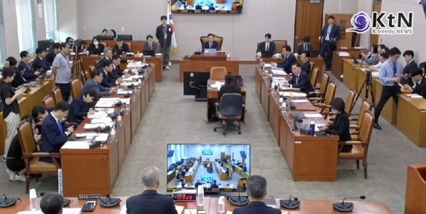 [속보] 이재명 대통령 취임 첫날, "대법관 30명 시대" 여는 '증원법'추진..법사위 소위 통과  사진=2025 06.04  법사위 K trendy NEWS DB ⓒ케이 트렌디뉴스 무단전재 및 수집, 재배포금지