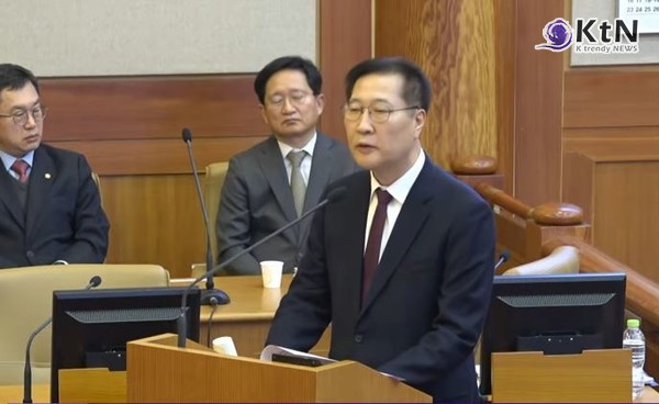 [속보] 이재명 대통령, 국무위원 사의 전면 반려…박성재, 사의는 수용  사진=2025 06.04  [ 헌재, 박성재 법무부 장관   헌법재판소  / 편집 K trendy NEWS DB ⓒ케이 트렌디뉴스 무단전재 및 수집, 재배포금지