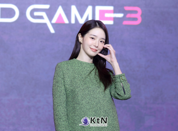 [KtN 포토] 시즌 전체를 뒤흔들 박규영, '오징어 게임3' 활약에 시선 집중  사진=2025 06.09  서울 용산구에 위치한 서울드래곤시티 그랜드 볼륨 한라에서 넷플릭스 시리즈 ‘오징어 게임’ 시즌3 제작발표회 K trendy NEWS DB ⓒ케이 트렌디뉴스 무단전재 및 수집, 재배포금지​​​​​​​