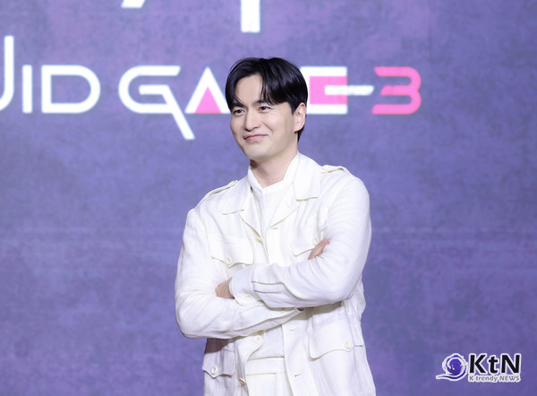 [KtN 현장] 이진욱 오징어 게임’ 시즌3, 경석 캐릭터로 전개에 반전 예고  사진=2025 06.09  넷플릭스 오리지널 시리즈 ‘오징어 게임’ 시즌3의 제작발표회가 6월 9일 오전 서울 용산구 서울드래곤시티에서 열렸다. K trendy NEWS DB ⓒ케이 트렌디뉴스 무단전재 및 수집, 재배포금지