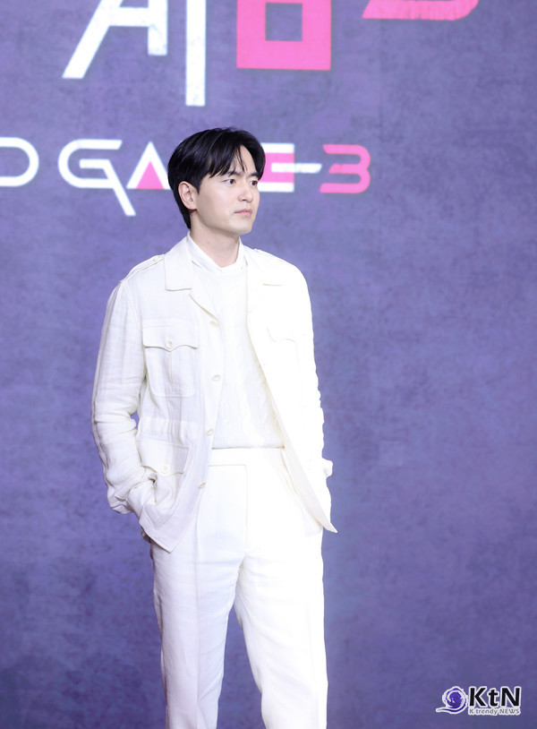 [KtN 현장] 이진욱 오징어 게임’ 시즌3, 경석 캐릭터로 전개에 반전 예고  사진=2025 06.09  넷플릭스 오리지널 시리즈 ‘오징어 게임’ 시즌3의 제작발표회가 6월 9일 오전 서울 용산구 서울드래곤시티에서 열렸다. K trendy NEWS DB ⓒ케이 트렌디뉴스 무단전재 및 수집, 재배포금지