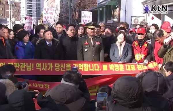 '채상병 사건' 박정훈 대령 1심 무죄..."정당한 명령 아니었다”  사진=2025 01.09 mbc 영상 갈무리  K trendy NEWS DB ⓒ케이 트렌디뉴스 무단전재 및 수집, 재배포금지