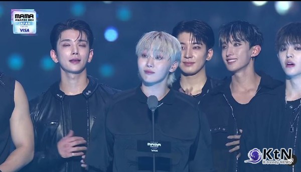 세븐틴, 2년 연속 '앨범 대상' 수상…"10년의 노력, 캐럿들 덕분에 빛났다"['2024 MAMA 어워즈']  사진=2024 11.23  MAMA AWARDS(마마 어워즈) OFFICIAL 인스타그램 갈무리 (승관)  K trendy NEWS DB ⓒ케이 트렌디뉴스 무단전재 및 수집, 재배포금지