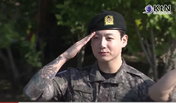 방탄소년단 정국 전역 당일, 자택 침입 시도한 중국인 여성… 경찰 현행범 체포 사진=2025 06.12  연합뉴스 영상 갈무리 / 편집 K trendy NEWS DB ⓒ케이 트렌디뉴스 무단전재 및 수집, 재배포금지 