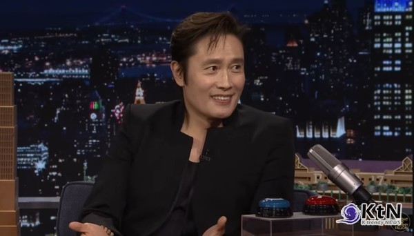 이병헌, ‘지미팰런쇼’ 출연… “‘오징어 게임3’ 프론트맨 스핀오프, 가능성 있어요”  사진=2025 06.18 넷플릭스   K trendy NEWS DB ⓒ케이 트렌디뉴스 무단전재 및 수집, 재배포금지