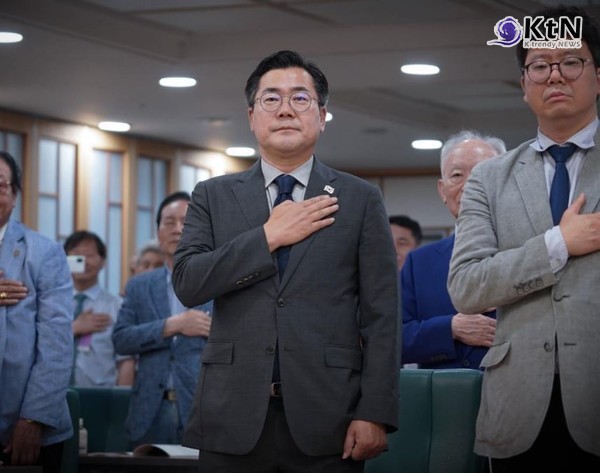 박찬대 “내부 공격 멈춰달라”…당대표 출마 전 원팀 호소 사진=2025 06.19  박찬대 페이스북 (죽산조봉암기념사업회 2025 심포지엄) 갈무리   K trendy NEWS DB ⓒ케이 트렌디뉴스 무단전재 및 수집, 재배포금지