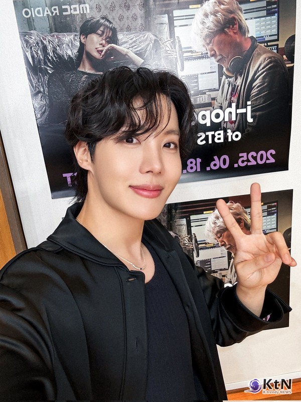 제이홉, 英 오피셜 차트 30위 진입…‘Killin’ It Girl’ 솔로 최고 순위  사진=2025 06.21 빅히트 뮤직  K trendy NEWS DB ⓒ케이 트렌디뉴스 무단전재 및 수집, 재배포금지