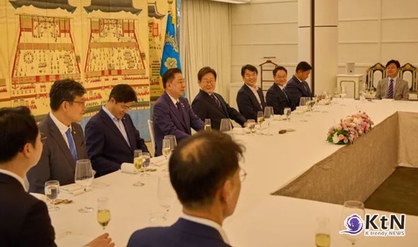 이재명 대통령은 “당정 간의 호흡이 국정의 성패를 가늠하는 핵심 동력”  사진=대통령실, K trendy NEWS DB ⓒ케이 트렌디뉴스 무단전재 및 수집, 재배포금지
