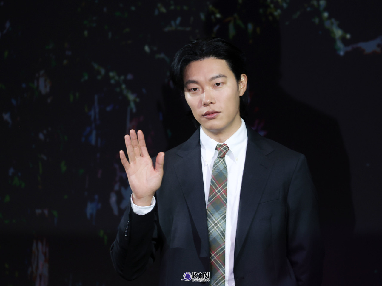 류준열, UAA와 전속계약… 송혜교·장기용과 한 식구 사진=2025 06.25 K trendy NEWS DB ⓒ케이 트렌디뉴스 무단전재 및 수집, 재배포금지