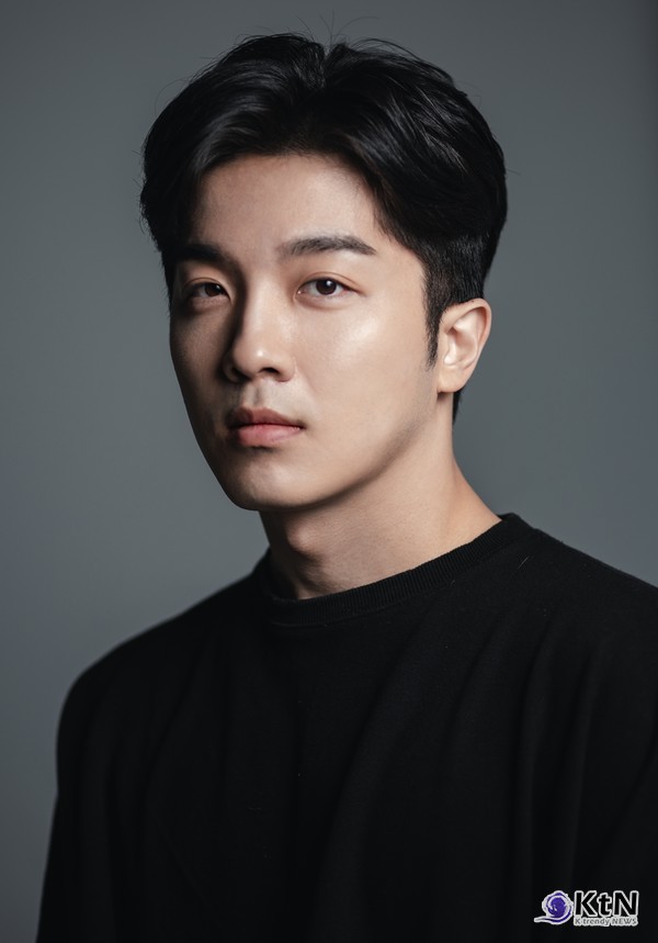 적재 “평생을 약속”… 허영지 언니 허송연과 결혼 발표 사진=2025 07.01 소속사/ 인스타그램 갈무리 K trendy NEWS DB ⓒ케이 트렌디뉴스 무단전재 및 수집, 재배포금지