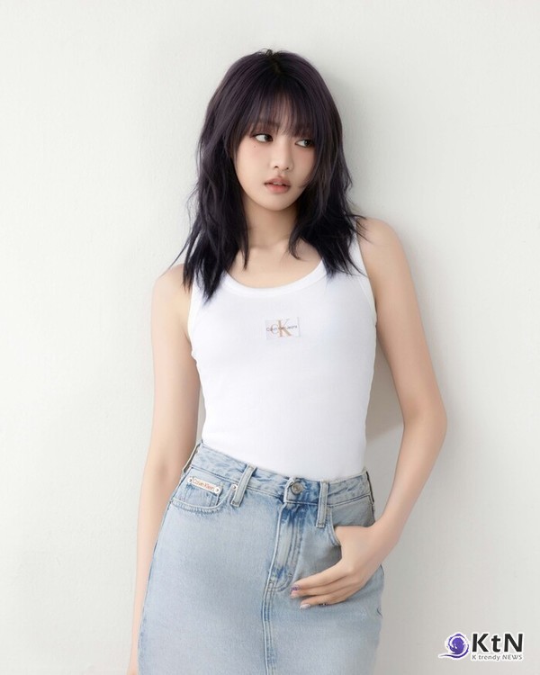 [K-TREND]] 이 조합 난리나...i-dle 민니 x 캘빈클라인, 섹시 복근·썸머 룩 공개  사진=2025 07.04 캘빈클라인 인스타그램 갈무리 K trendy NEWS DB ⓒ케이 트렌디뉴스 무단전재 및 수집, 재배포금지