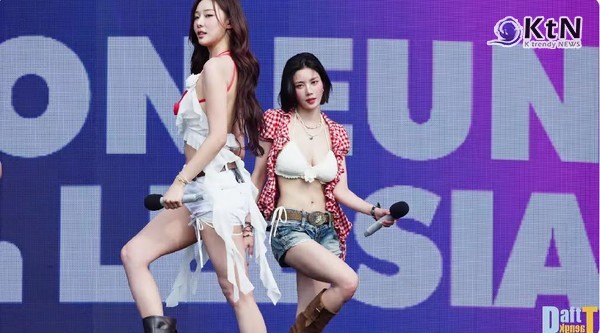 [STAR NOW] 와!...셔츠 팍 풀어헤친 권은비, 직캠 영상 200만 뷰 돌파  사진=2025 07.07 유튜브 채널 ‘DaftTaengk’ K trendy NEWS DB ⓒ케이 트렌디뉴스 무단전재 및 수집, 재배포금지