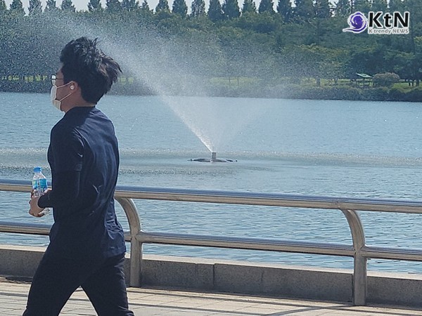 서울 37.8도, 117년 만의 최고 더위..폭염 특보·현황   사진=2025 07.08  폭염 속  운동하는 시민 K trendy NEWS DB ⓒ케이 트렌디뉴스 무단전재 및 수집, 재배포금지