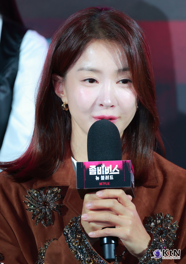 이시영, 이혼 후 전 남편 동의 없이 둘째 임신…법적 쟁점 ‘뜨거운 감자’ [영상]   사진=2025 07.09 K trendy NEWS DB ⓒ케이 트렌디뉴스 무단전재 및 수집, 재배포금지