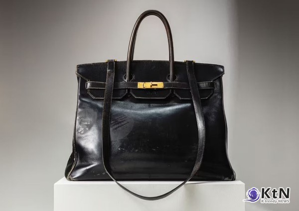 Original Hermès Birkin Sells for Staggering $10 Million USD. 사진=Sotheby's, K trendy NEWS DB ⓒ케이 트렌디뉴스 무단전재 및 수집, 재배포금지