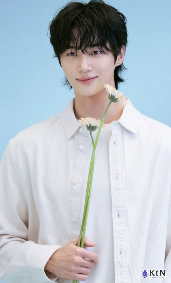 변우석, 1억 원 기부로 ‘아너스클럽’ 합류…“위로가 되길 바란다” 사진=2025 07.14 바로엔터 SNS  K trendy NEWS DB ⓒ케이 트렌디뉴스 무단전재 및 수집, 재배포금지