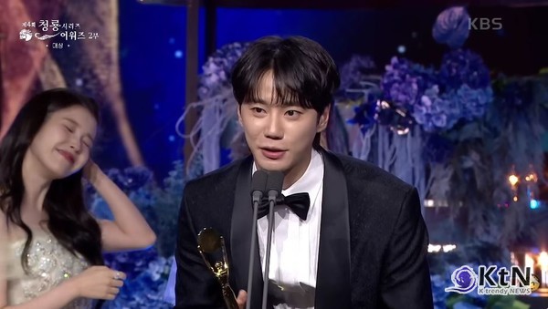 ‘폭싹 속았수다’, 대상 품었다…박보검 “관식을 연기해 영광이었다”[제4회 청룡시리즈어워즈]  사진=2025 07.18 KBS2  K trendy NEWS DB ⓒ케이 트렌디뉴스 무단전재 및 수집, 재배포금지