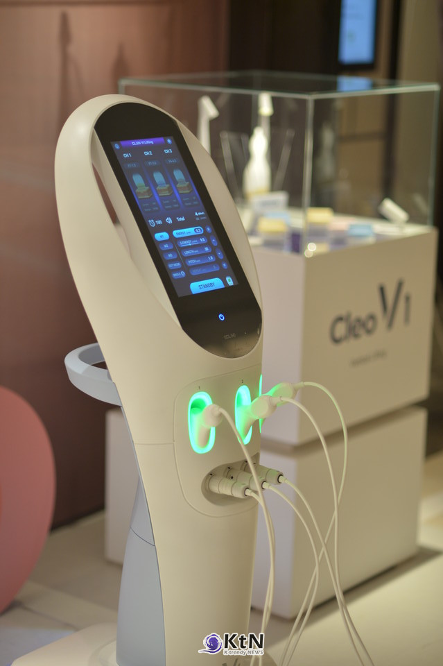  Cleo V1을 시작으로 BrainStim100, HIFU 기반 에스테틱 기기, NMS 자극기 등 후속 제품군은 알고리즘 언어와 데이터 처리 구조를 공유한다. /사진=K trendy NEWS DB ⓒ케이 트렌디뉴스 무단전재 및 수집, 재배포금지