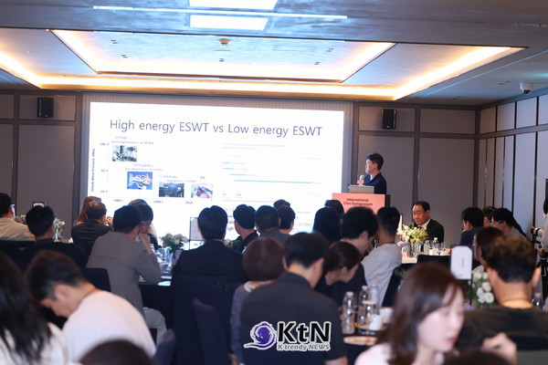  BF작은별피부과 김대현 원장은 Shock Wave 관련 강연을 펼쳤다. /사진=K trendy NEWS DB ⓒ케이 트렌디뉴스 무단전재 및 수집, 재배포금지