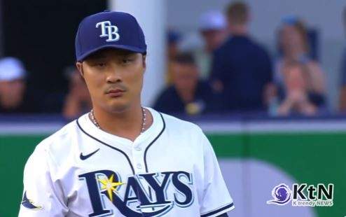 이정후는 실책성 플레이, 김하성은 통증 교체… 코리안 빅리거의 진통[MLB]  사진=2025 07.22  MLB 엑스 갈무리 K trendy NEWS DB ⓒ케이 트렌디뉴스 무단전재 및 수집, 재배포금지