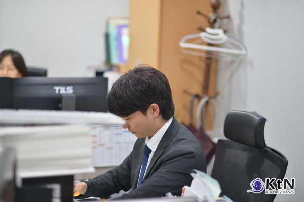 고양특례시의회 의장/부의장실 담당관. 사진=K trendy NEWS DB ⓒ케이 트렌디뉴스 무단전재 및 수집, 재배포금지