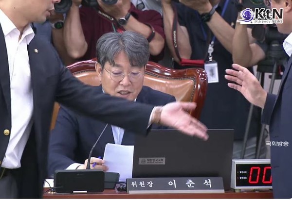 방송3법·노란봉투법, 법사위 통과…민주당-조국혁신당 공동 주도  사진=2025 08.01  국회 법제사법위원회  국회 영상 갈무리 K trendy NEWS DB ⓒ케이 트렌디뉴스 무단전재 및 수집, 재배포금지