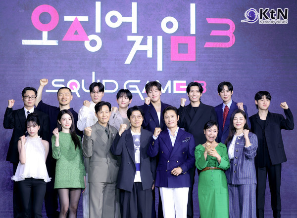  황동혁 “6년의 마침표, 이제 질문할 시간”… ‘오징어 게임3’, 마지막 게임 시작된다 [종합]  사진=2025 06.09  넷플릭스 시리즈 ‘오징어 게임’이 마침내 시즌3로 마지막 장을 연다. 9일 서울 용산구 서울드래곤시티에서 열린 제작발표회 K trendy NEWS DB ⓒ케이 트렌디뉴스 무단전재 및 수집, 재배포금지