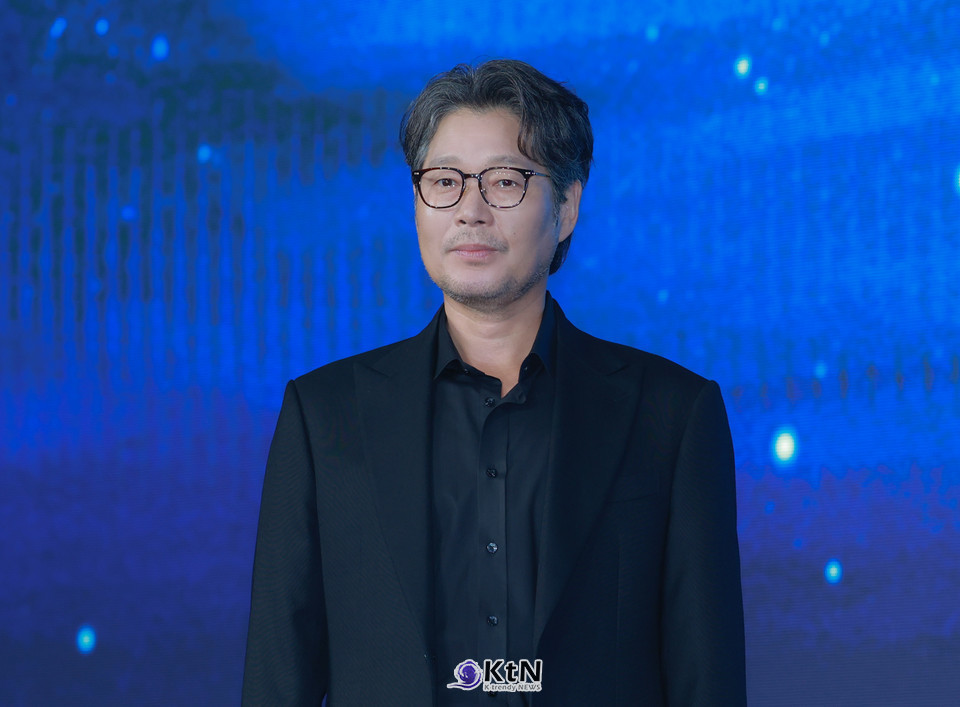 배우 유재명은 극 중 국가정보원장 유운학 역을 맡아, 권력의 심장부에서 드라마 전체의 긴장을 조율하는 키 플레이어로 나선다. /사진=K trendy NEWS DB ⓒ케이 트렌디뉴스 무단전재 및 수집, 재배포금지