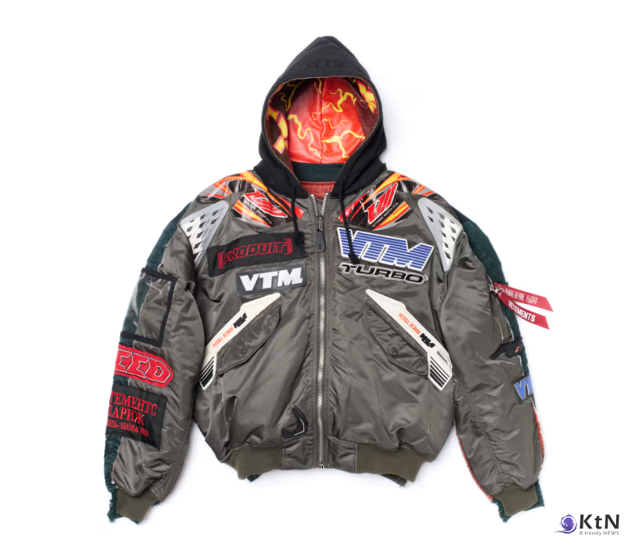 LISA Offers an Inside Look at Her Off-Duty Style in a New JOOPITER Auction. 사진=JOOPITER, K trendy NEWS DB ⓒ케이 트렌디뉴스 무단전재 및 수집, 재배포금지