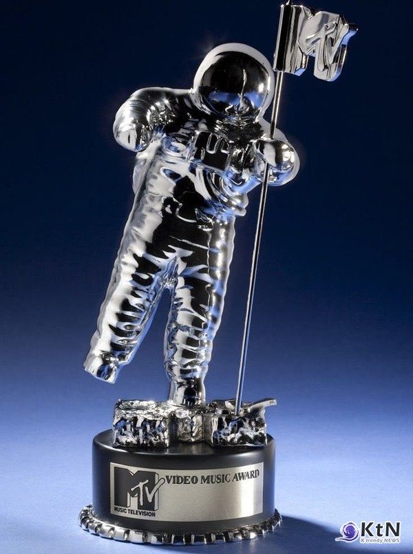 블랙핑크 리사, MTV 3년 연속 수상...K팝 솔로 새 역사  사진=2025 09.08  MTV  영상 갈무리 K trendy NEWS DB ⓒ케이 트렌디뉴스 무단전재 및 수집, 재배포금지