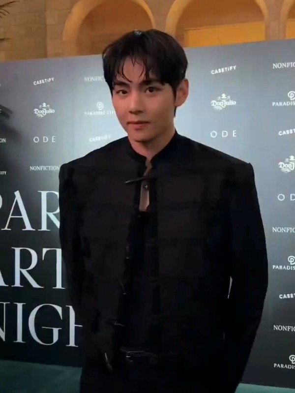 “케데헌 실사판?” BTS 뷔, 김밥 한 줄로 전 세계 팬 웃음  사진=2025 09.08 뷔 SNS 갈무리 K trendy NEWS DB ⓒ케이 트렌디뉴스 무단전재 및 수집, 재배포금지