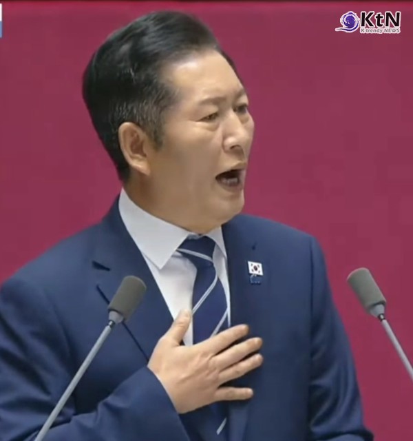 정청래 국민의힘, 내란 단절 못하면 해산···檢·사법·언론 3대 개혁 선언  사진=2025 09.09 국회  더불어민주당 정청래 대표 교섭단체 대표연설  K trendy NEWS DB ⓒ케이 트렌디뉴스 무단전재 및 수집, 재배포금지