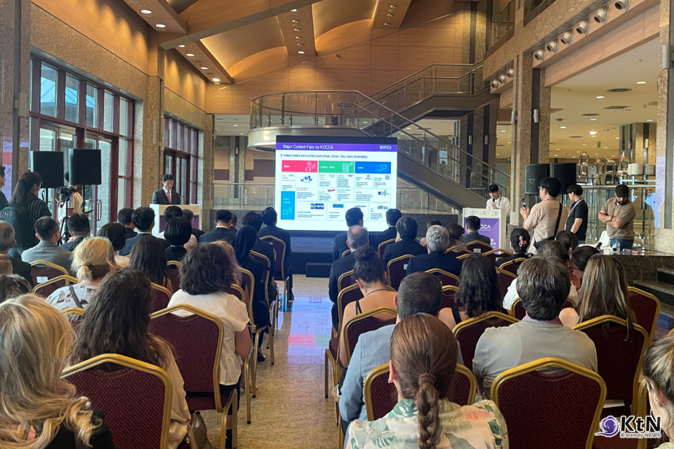 튀르키예 비즈니스센터 개소식, 왼쪽 튀르키예 비즈니스센터 황영성 센터장. 사진=한국콘텐츠진흥원, K trendy NEWS DB ⓒ케이 트렌디뉴스 무단전재 및 수집, 재배포금지