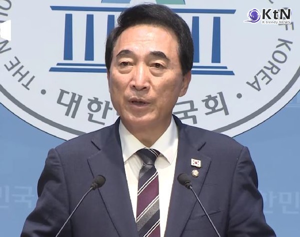 정청래 연설 중 막말 논란의 주인공은 협치 주장한 국힘 '송언석'  사진=2025 09.10  박수현 수석대변인  국회 영상 갈무리 K trendy NEWS DB ⓒ케이 트렌디뉴스 무단전재 및 수집, 재배포금지