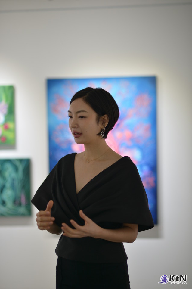 HONGSEOL(작가 홍설)사진=K trendy NEWS DB ⓒ케이 트렌디뉴스 무단전재 및 수집, 재배포금지