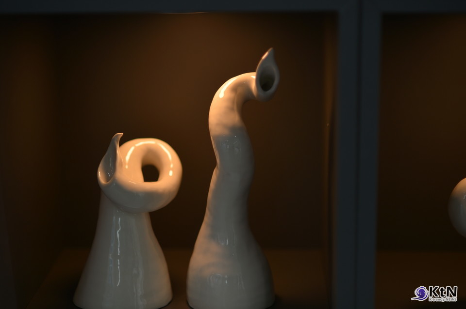 홍설 작가, 인도의 억압적 규율과 기억의 흔적. 사진=K trendy NEWS DB ⓒ케이 트렌디뉴스 무단전재 및 수집, 재배포금지