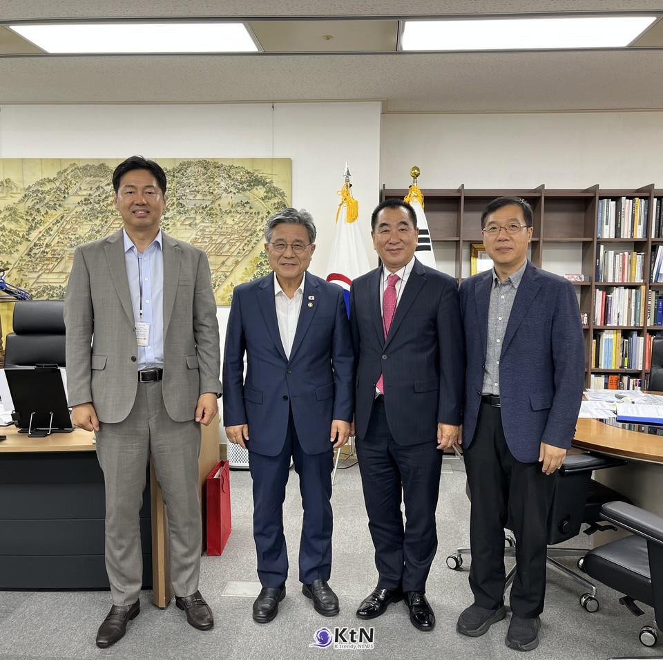 허민 국가유산청장 직접 면담 요청... "조만간 국제 전문가와 3자 회담"  /사진=KOREA 태권도 유네스코 등재추진단, K trendy NEWS DB ⓒ케이 트렌디뉴스 무단전재 및 수집, 재배포금지