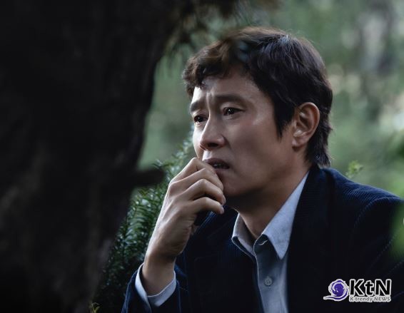 토론토도 사로잡았다…이병헌 열연+박찬욱 연출 ‘어쩔수가없다’ 국제 관객상 사진=2025 09.15  cjenm.official인스타그램 갈무리 K trendy NEWS DB ⓒ케이 트렌디뉴스 무단전재 및 수집, 재배포금지