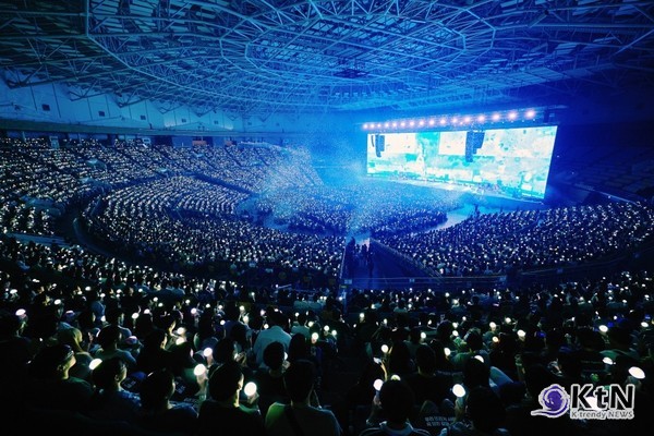 아이유 ‘바이, 썸머’, 2년 만의 팬밋업 성료…17주년 감동 사진=2025 09.15  EDAM 엔터테인먼  K trendy NEWS DB ⓒ케이 트렌디뉴스 무단전재 및 수집, 재배포금지