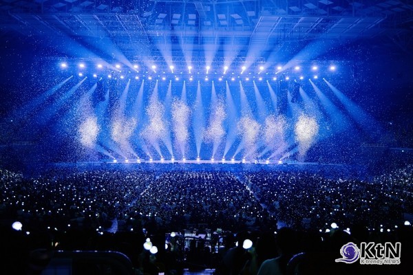 아이유 ‘바이, 썸머’, 2년 만의 팬밋업 성료…17주년 감동 사진=2025 09.15  EDAM 엔터테인먼  K trendy NEWS DB ⓒ케이 트렌디뉴스 무단전재 및 수집, 재배포금지