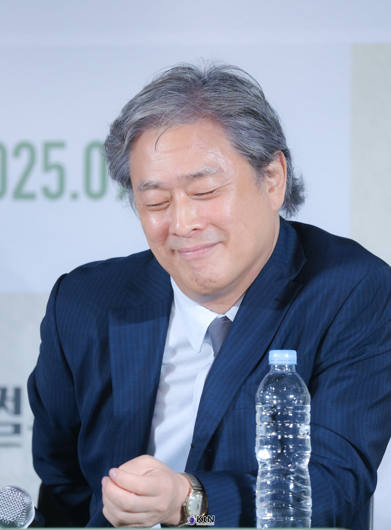 박찬욱 감독이 영화 '어쩔수가없다' 언론 배급 시사회에 참석해 다양한 이야기를 나누고 있다. / 사진=K trendy NEWS DB ⓒ케이 트렌디뉴스 무단전재 및 수집, 재배포금지