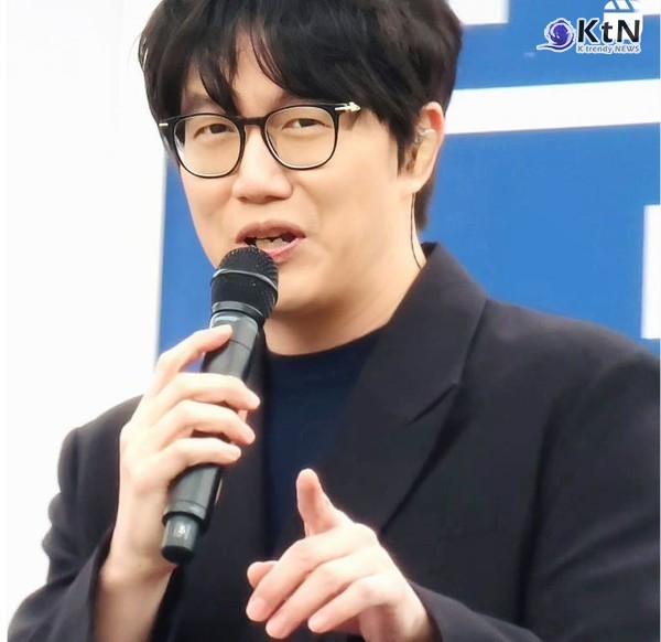 “이왕 버린 몸” 성시경의 뷰티 플렉스…피부 시술 전 과정 공개 사진=2025 07.19  성시경 인스타그램 갈무리 K trendy NEWS DB ⓒ케이 트렌디뉴스 무단전재 및 수집, 재배포금지