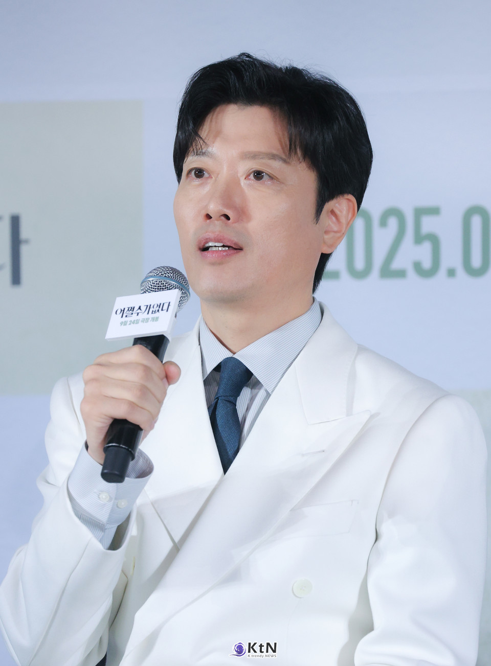 영화 ‘어쩔수가 없다’ 시사회 현장 배우  박희순, “사회적 메시지 담긴 작품… 관객과 함께 고민 나누고 싶다” /사진=K trendy NEWS DB ⓒ케이 트렌디뉴스 무단전재 및 수집, 재배포금지