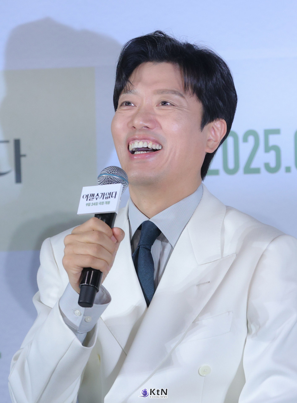 영화 ‘어쩔수가 없다’ 시사회 현장 배우  박희순, “사회적 메시지 담긴 작품… 관객과 함께 고민 나누고 싶다” /사진=K trendy NEWS DB ⓒ케이 트렌디뉴스 무단전재 및 수집, 재배포금지