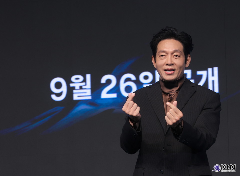 디즈니+ 오리지널 사극 드라마 탁류 제작발표회 현장. 배우 로운, 신예은, 박서함, 박지환, 최귀화, 김동원과 추창민 감독.  사진=K trendy NEWS DB ⓒ케이 트렌디뉴스 무단전재 및 수집, 재배포금지