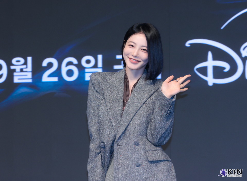 디즈니+ 오리지널 사극 드라마 탁류 제작발표회 현장. 배우 로운, 신예은, 박서함, 박지환, 최귀화, 김동원과 추창민 감독. 사진=K trendy NEWS DB ⓒ케이 트렌디뉴스 무단전재 및 수집, 재배포금지