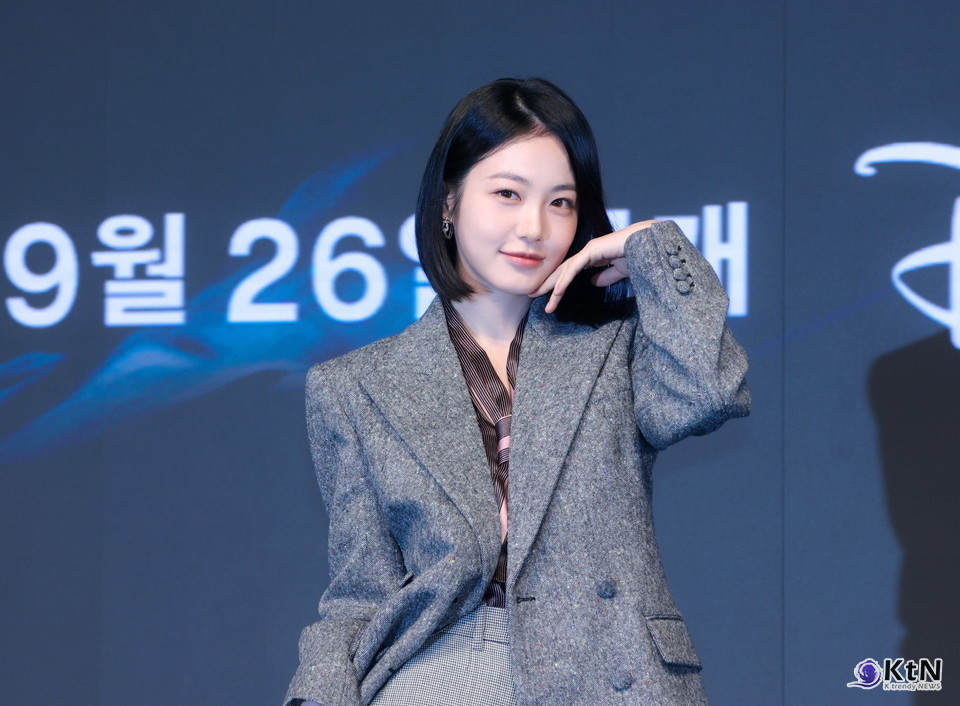 디즈니+ 오리지널 사극 드라마 탁류 제작발표회 현장. 배우 로운, 신예은, 박서함, 박지환, 최귀화, 김동원과 추창민 감독. 사진=K trendy NEWS DB ⓒ케이 트렌디뉴스 무단전재 및 수집, 재배포금지