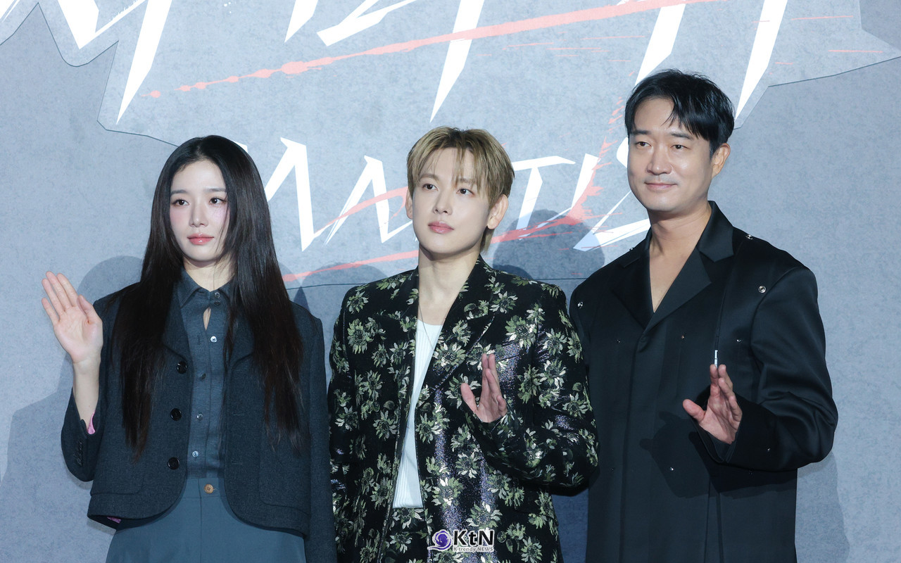 배우 임시완, 박규영, 조우진이 넷플릭스 영화 '사마귀' 제작보고회에 참석해 포즈를 취하고 있다. / 사진=K trendy NEWS DB ⓒ케이 트렌디뉴스 무단전재 및 수집, 재배포금지.